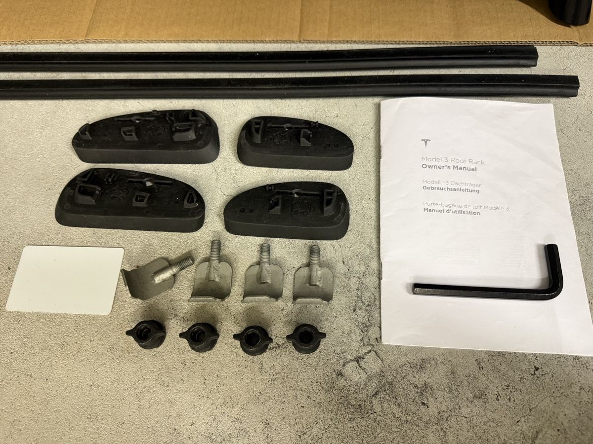 Barres de toit: Original Tesla Model 3 Dachträger – D'occasion à Kriens par CrOuZo 2