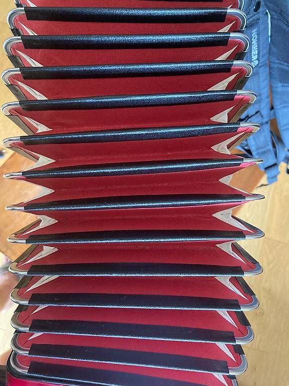 Hohner Musikinstrumente: Accordéon Hohner – Gebraucht aus Martigny von Cavag 4