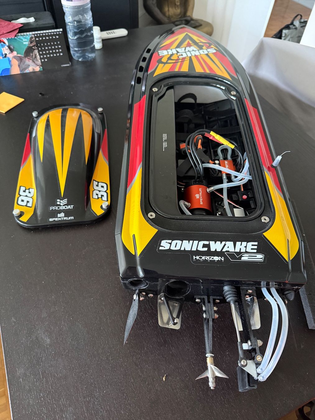 RC Kits de montage: RC Boot: ProBoat Sonic Wake 36, mit 2 Akkus – D'occasion à Rüti ZH par amei1966 5
