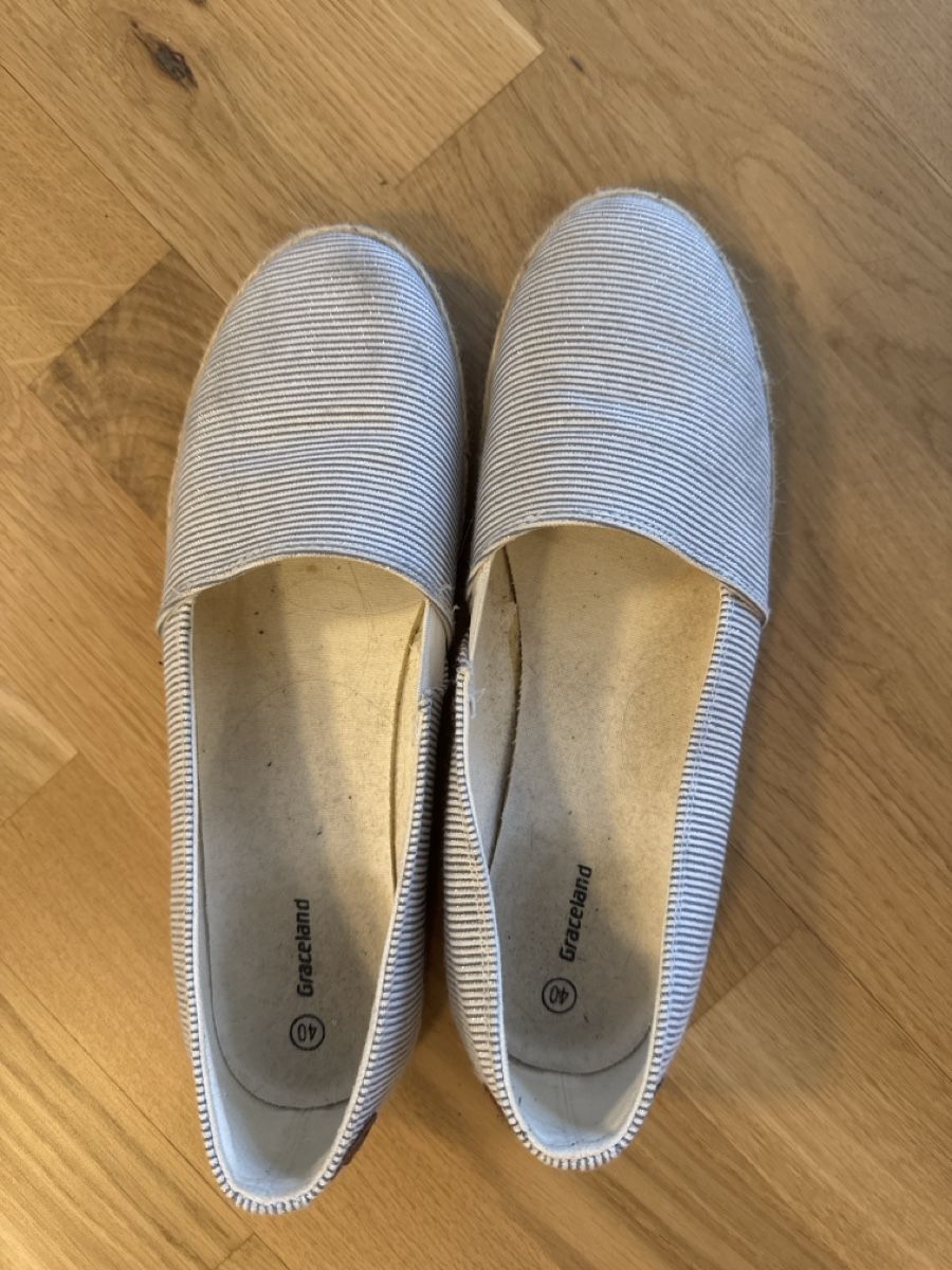 Graceland Damenschuhe: Slipper Grösse 40 – Gebraucht aus Hunzenschwil von mila012