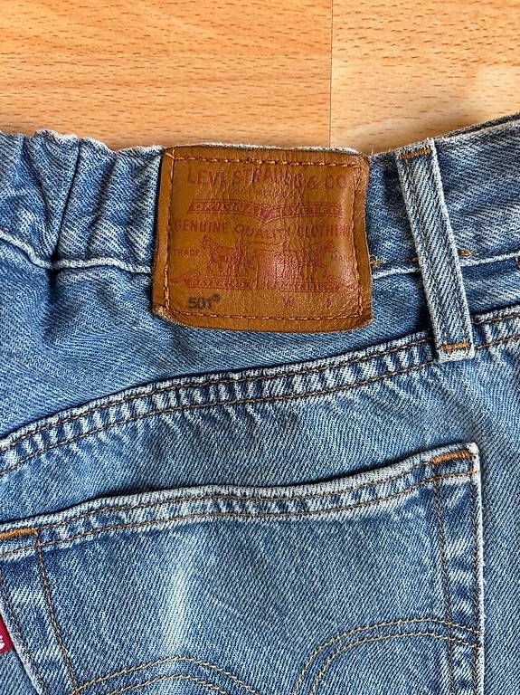 Jeans: Levis Jeans 501 – Gebraucht aus Schaffhausen von mer_tnb7 2