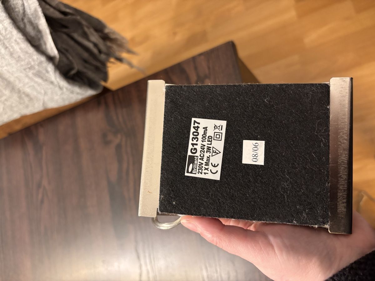 Lampade: LED Tischleuchte aus Metall – Usato da Unterentfelden venduto da Nadineb23 4