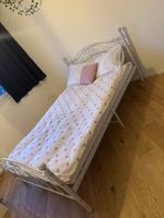 Small doublebed metal  frame white in good condition