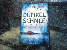 Dunkelschnee von Samuel Bjork