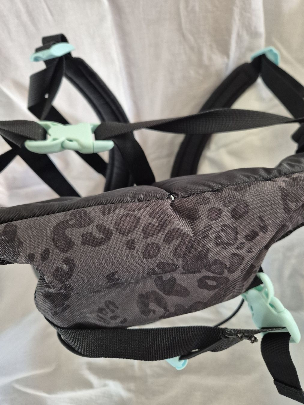 Dakine Zaini: Dakine Rucksack schwarz Leo Muster – Usato da Herzogenbuchsee venduto da herzchae 6
