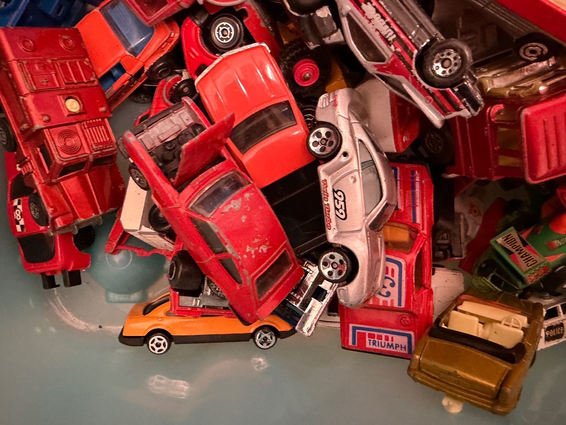 Jouets: Spieleugautos Matchbox ect. – D'occasion à Lyss par Pudischweiz 2