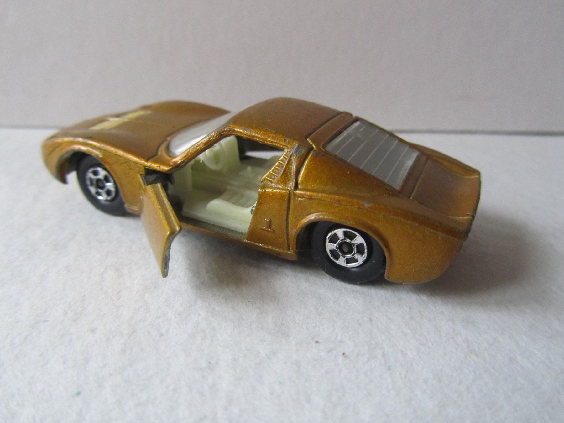 Matchbox Modellini d'auto: Lamborghini Miura, Matchbox Superfast, Nr. 33A – Usato da Weiningen ZH venduto da dietsch57 4