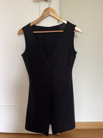 Schwarzes, Gilet-Kleid mit Knöpfen - Grösse 36
