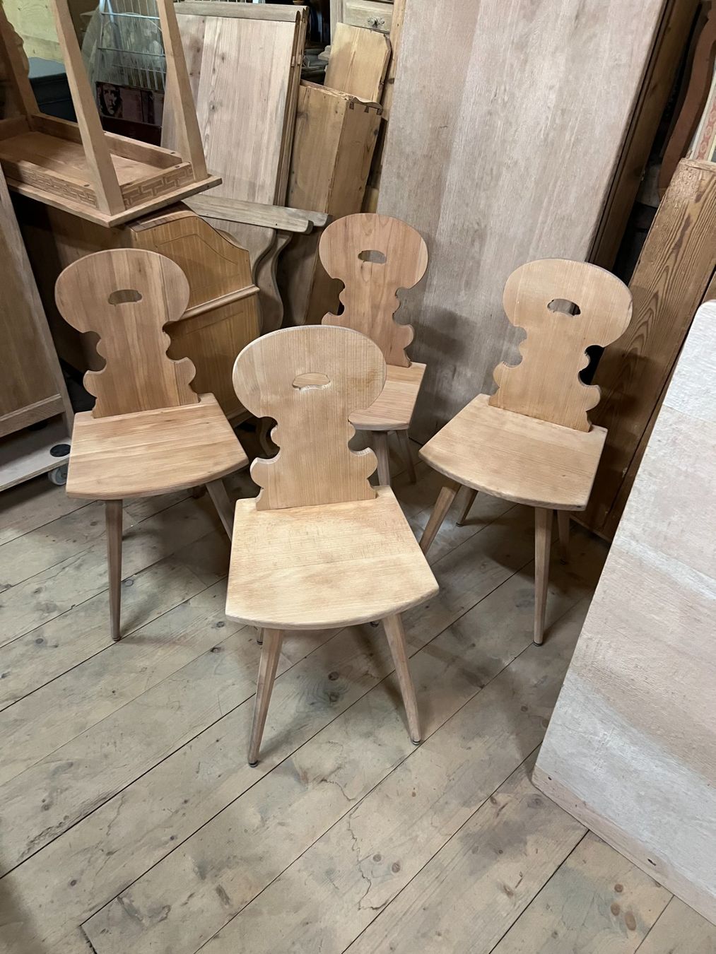 Sedie: ART 1012-I Lot de 4 chaises cerisier sablé – Usato da Pont-La-Ville venduto da BCMGLEAL