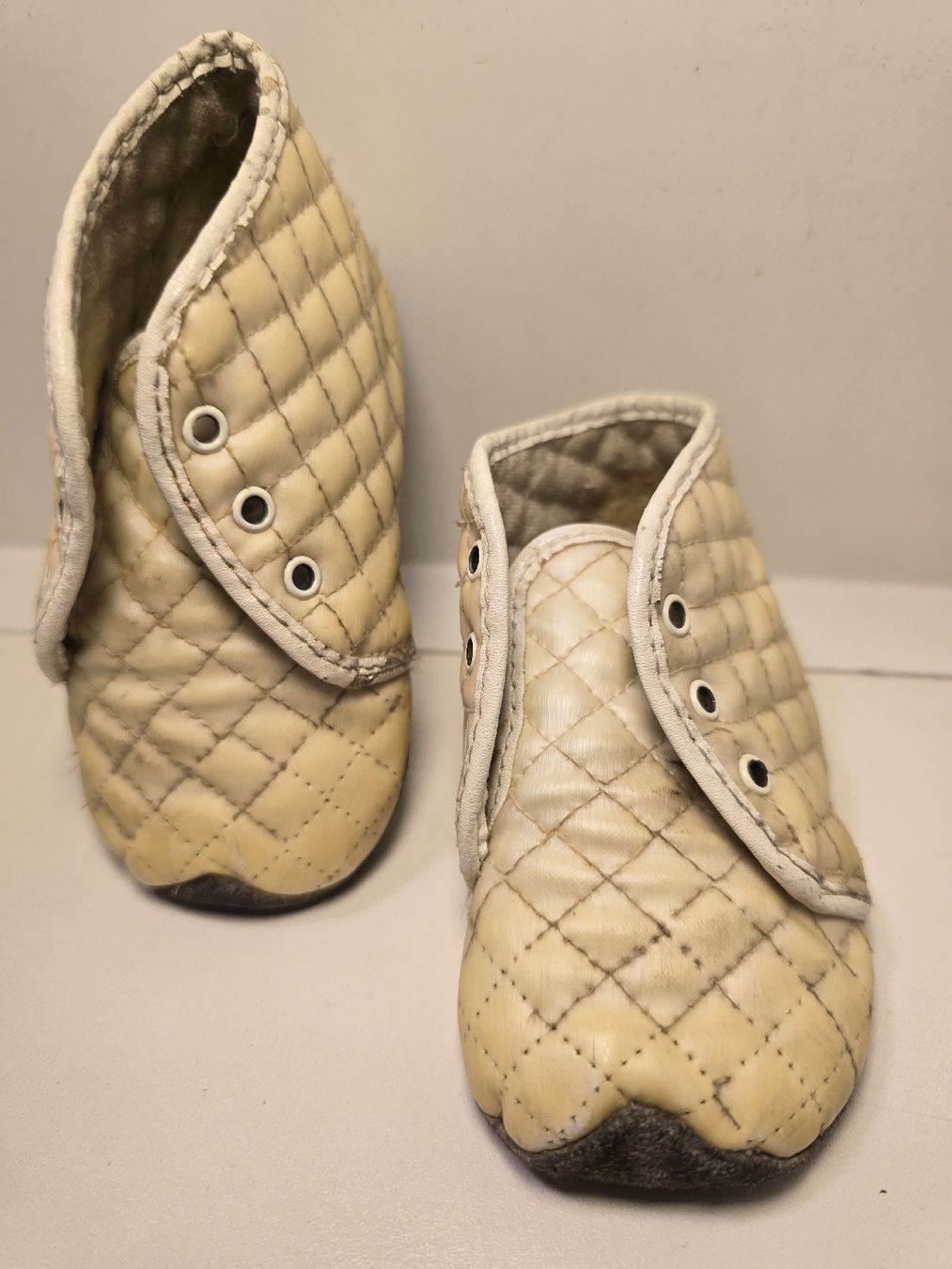 Scarpe per ragazzi: Vintage Krabbelschuhe. – Usato da winterthur venduto da Sammlerecke 2