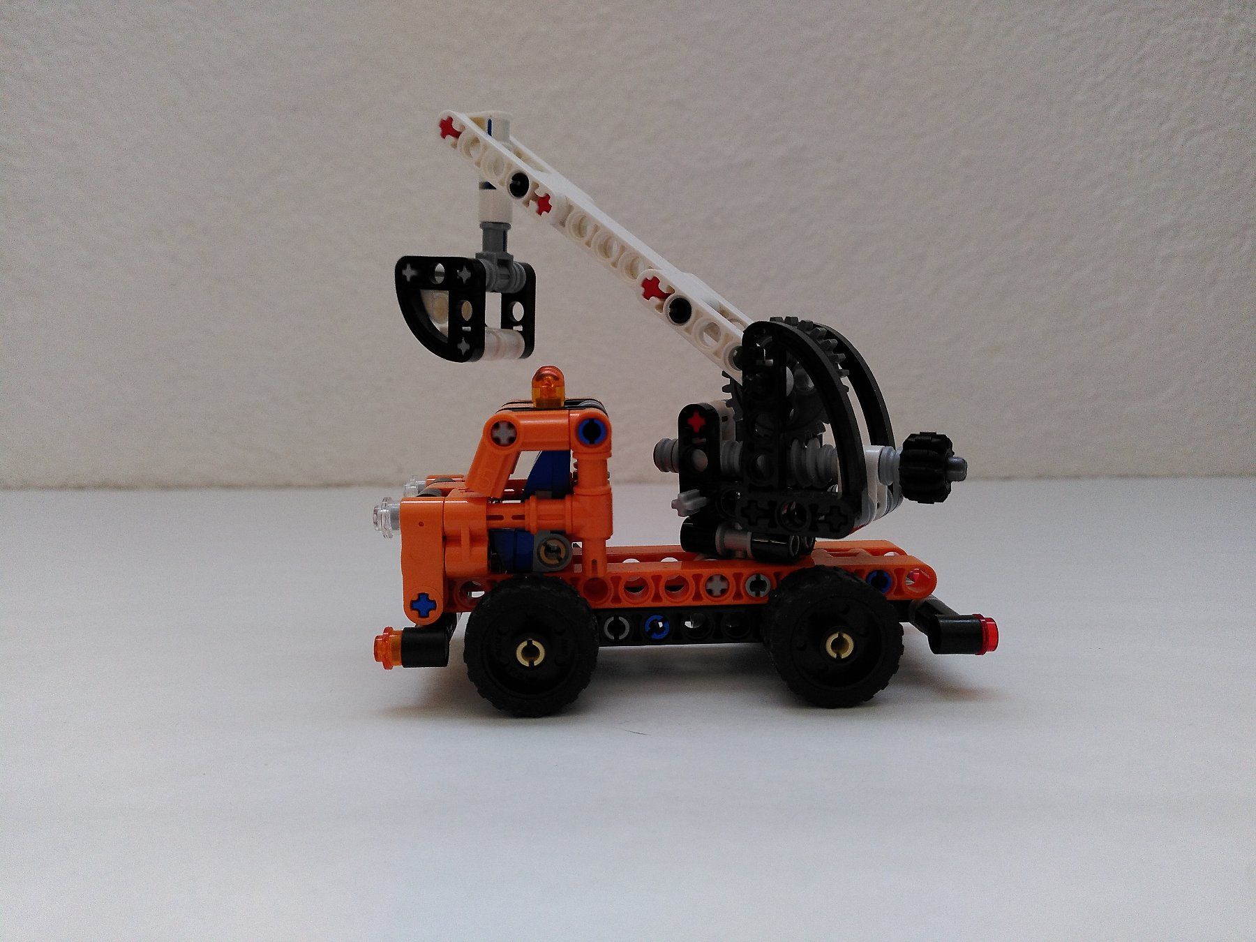 Lego Jouets: LEGO TECHNIC: Set 42088_Cherry Picker – D'occasion à Zuchwil par Biber413 1