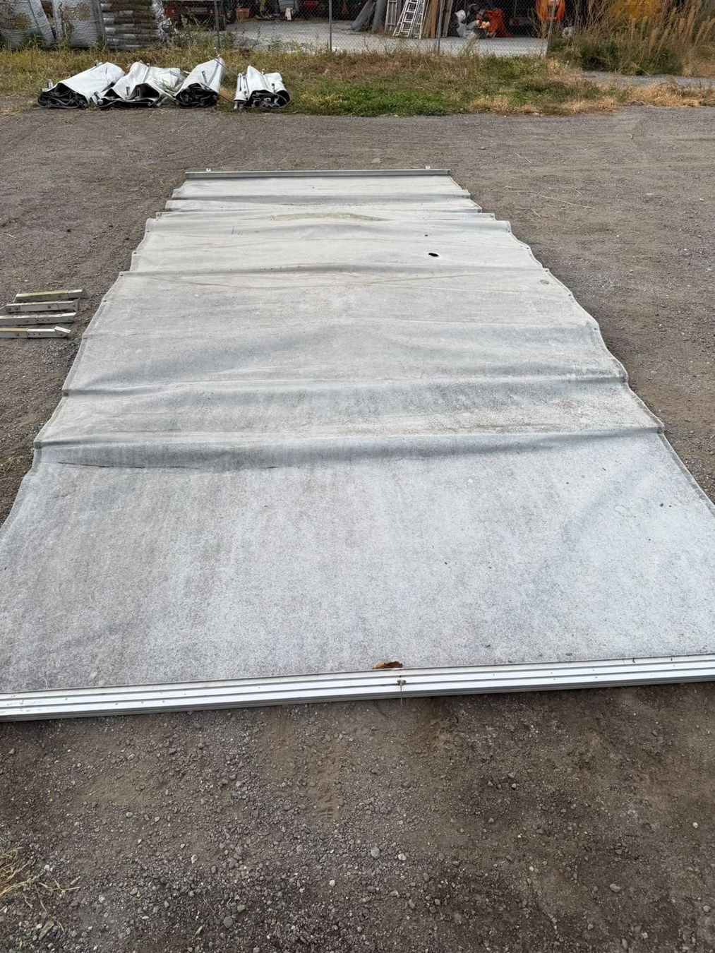 Camping Fahrzeuge: Schutzdach Wohnwagen 6.20m x 2.65m – Gebraucht aus Ried-Brig von inf_k7jw 1