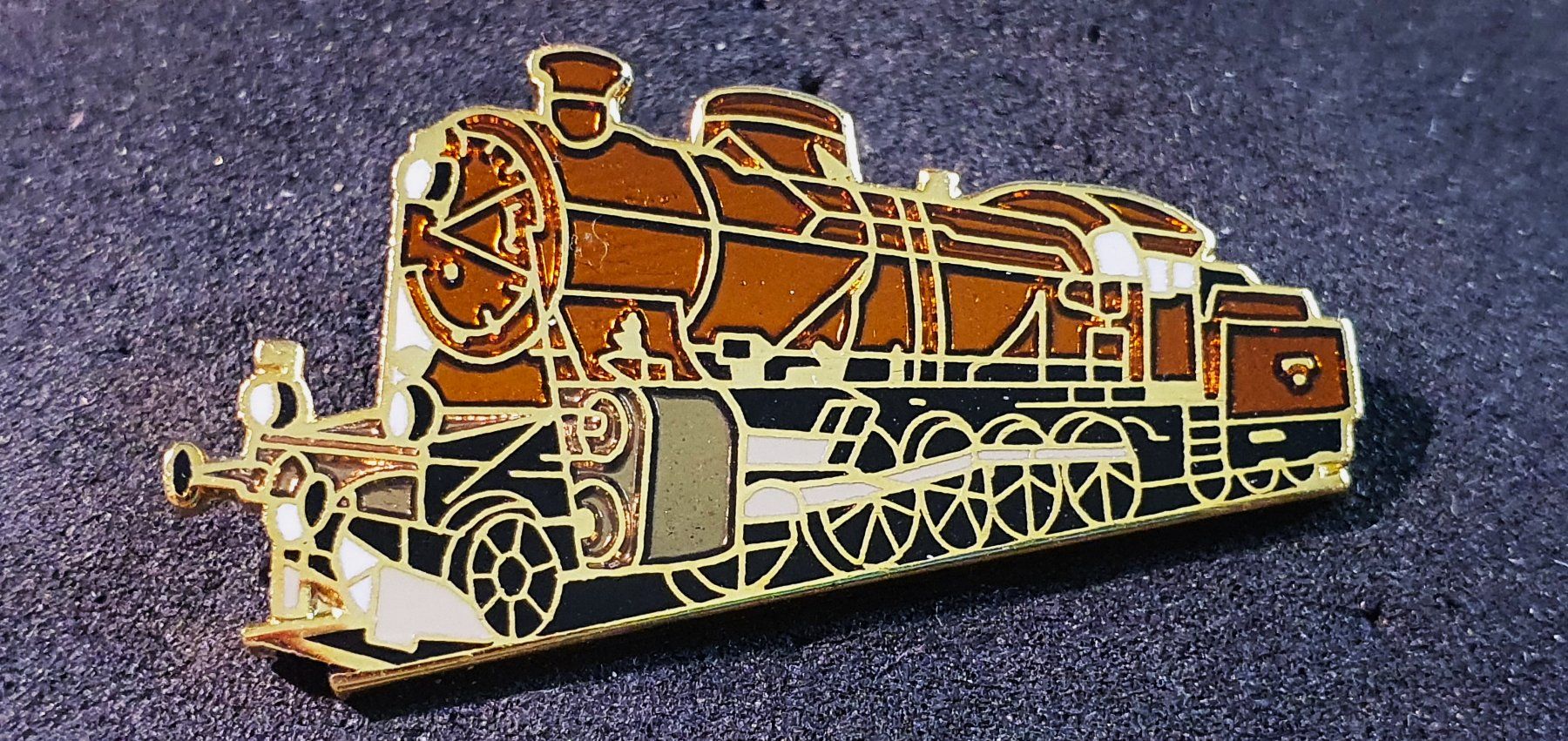 Placchette & Badge: GG554 - Pin Dampflokomotive – Usato da Reinach BL venduto da Boston-Verkauf
