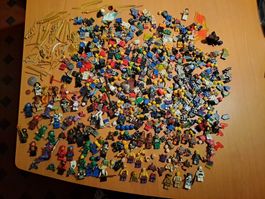 Lego Figuren Teile Lot  Versand möglich