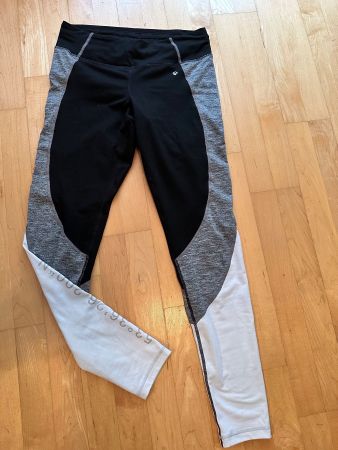 Sportleggins 3 Farben Gr. M