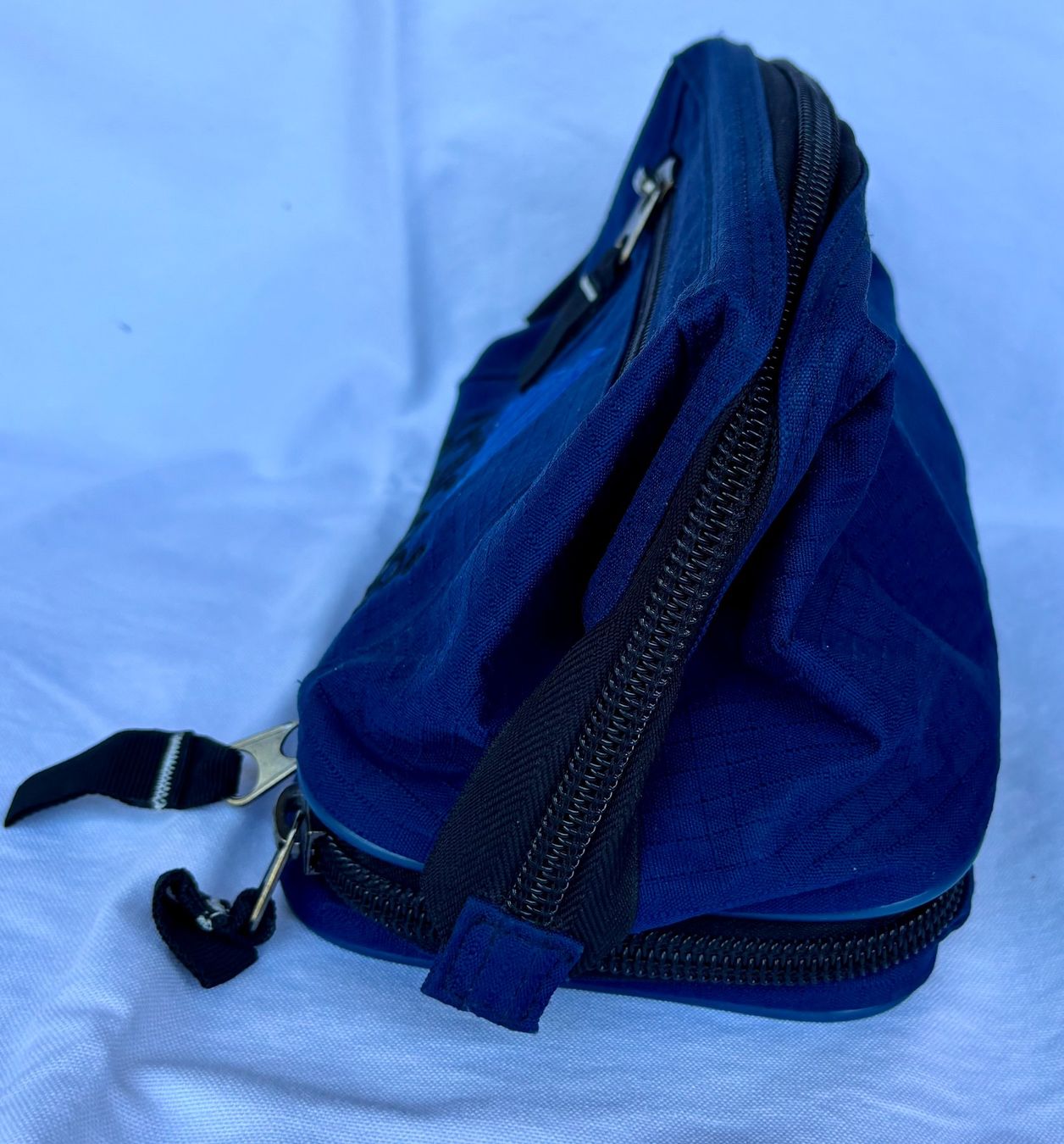 Trousses de maquillage: Adidas Necessaire - Kosmetiktasche – D'occasion à Rheinfelden par sabine0101 5