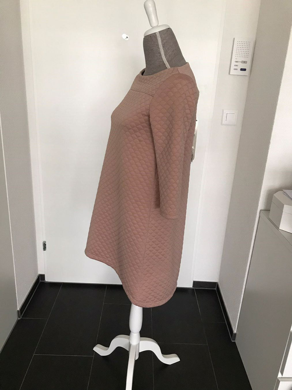Vestiti: Sehr schöne Kleid – Usato da Winkel venduto da Glamour4You 1