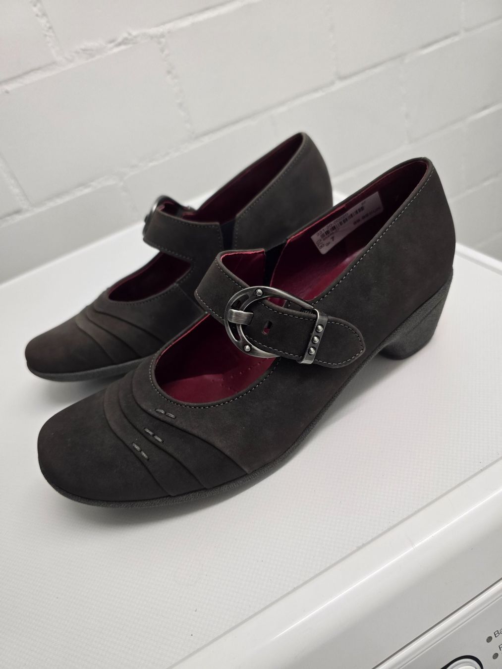 Ara Scarpe da donna: Damenschuhe Jenny by Ara grösse 7 – Usato da Winterthur venduto da Winthertur84 1