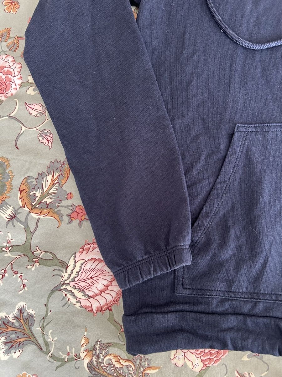 Tezenis Maglioni & Felpe: Tezenis Sweatshirt Marine – Usato da Ennenda venduto da mar_kz98 1