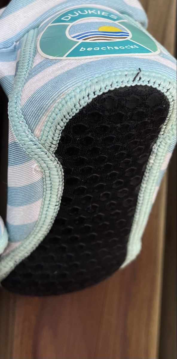 Scarpe per ragazzi: Kinder Wasserschuhe 12-18M – Usato da Roggwil BE venduto da twoeyesforkids 1