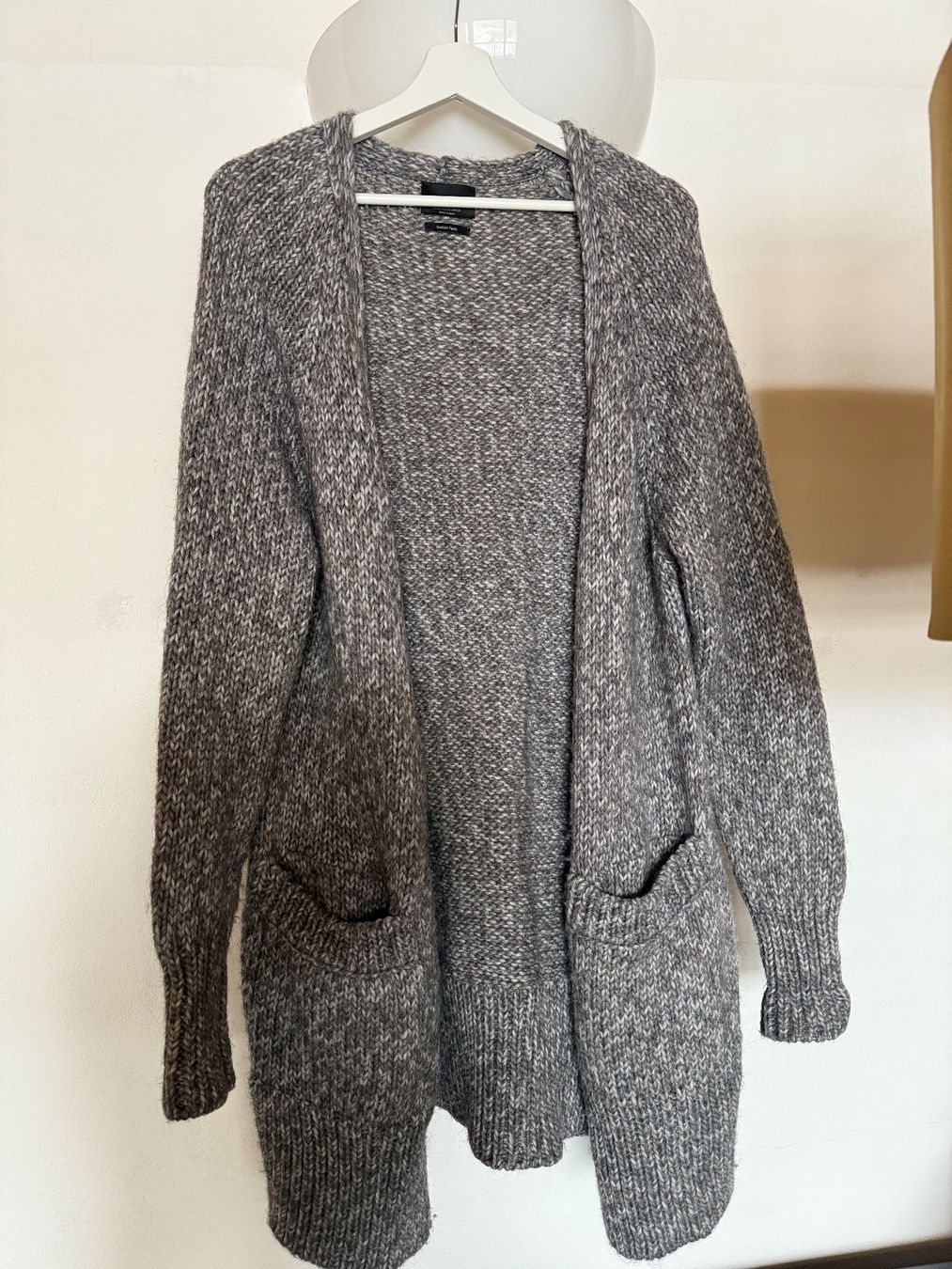 Lotti di vestiti: PACKET SIZE M – Usato da Rümlang venduto da har_z6qv 1