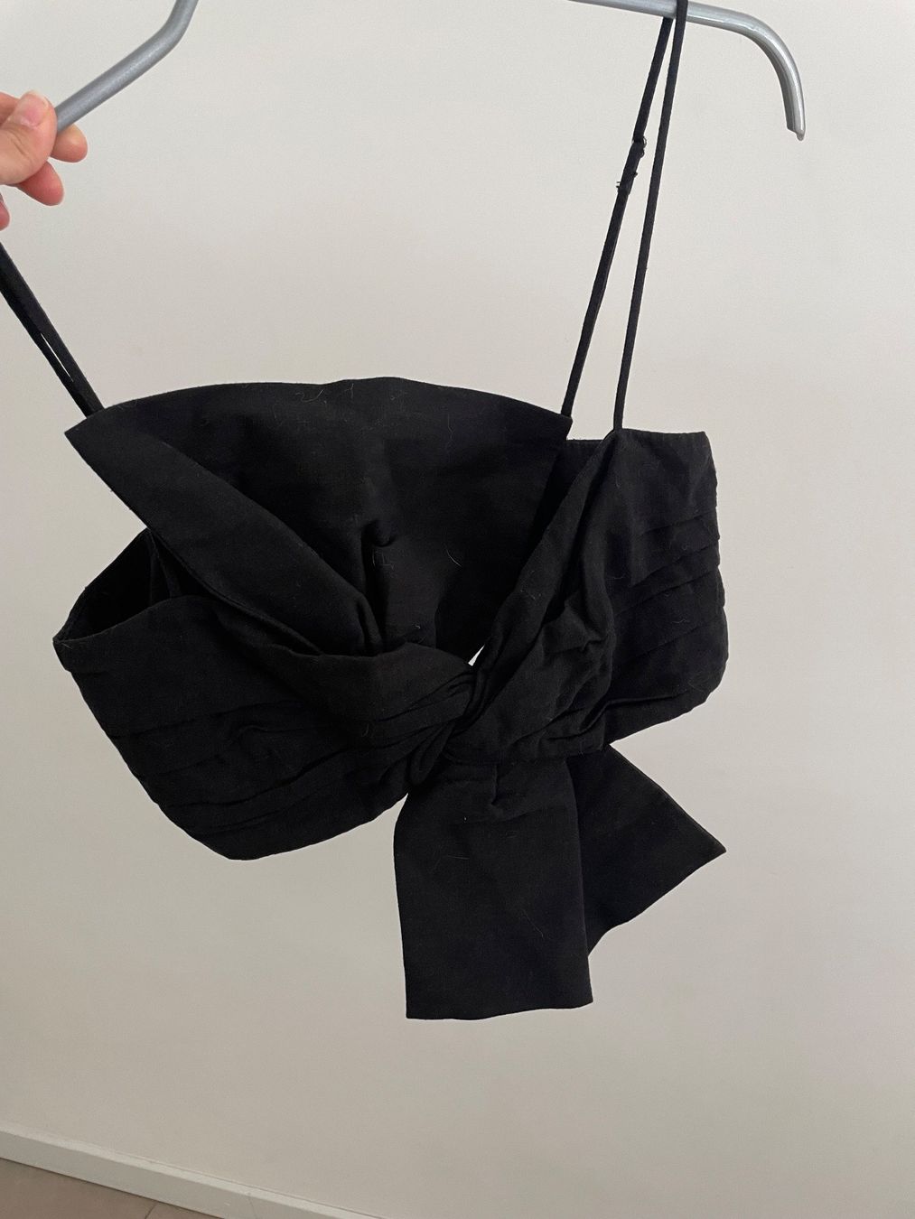 Zara Tops: Top Zara Noir Nœud Taille M – Gebraucht aus Sion von Mazarine_