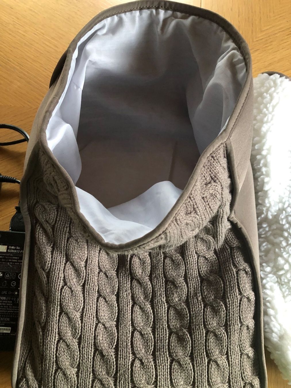 Sacchi a pelo: Beurer Massage Fusswärmer – Usato da Schübelbach venduto da Dolly990_2 2