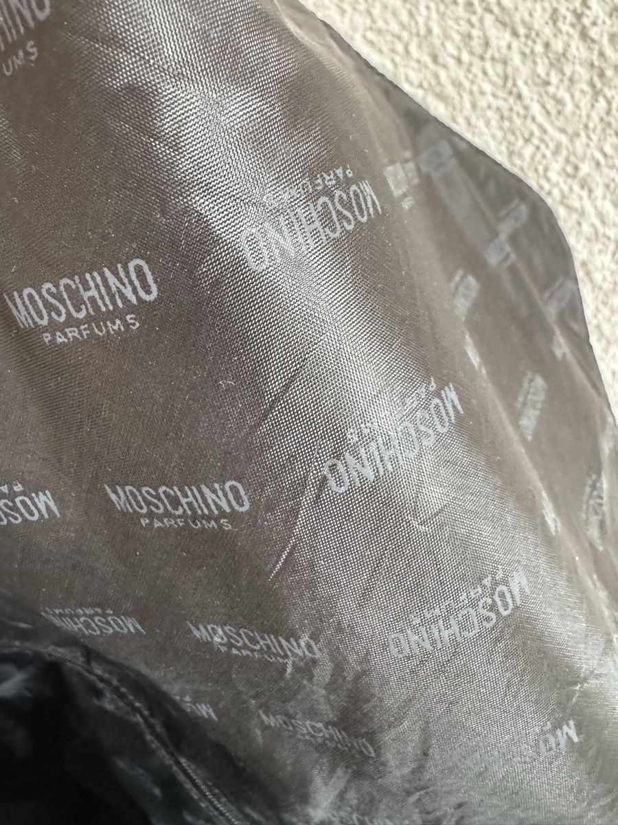 Moschino Zaini: Moschino backpack perfume  – Nuovo (secondo la descrizione) da Sion venduto da sof_97f5 2