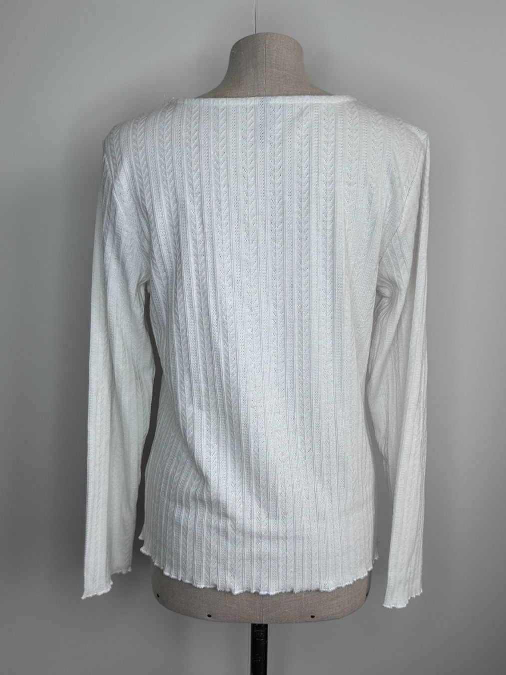C&A T-shirt: Chicorée Pointelle T-Shirt – Usato da St. Gallen venduto da look-twice 2