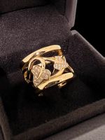 Magnifique bague 18K et diamants, signée Van der Bauwede