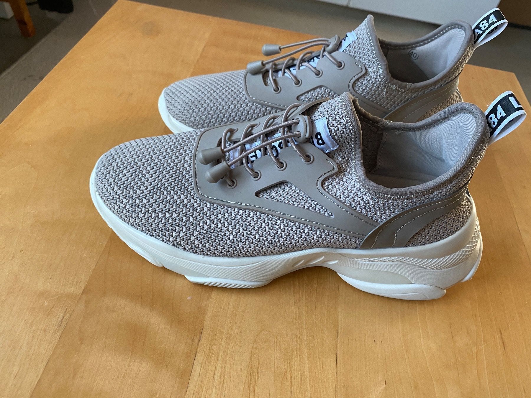 Scarpe da uomo: Schuhe,  Sneaker Bull Boxer, Grösse 40 – Usato da St Gallen venduto da Berta343 1