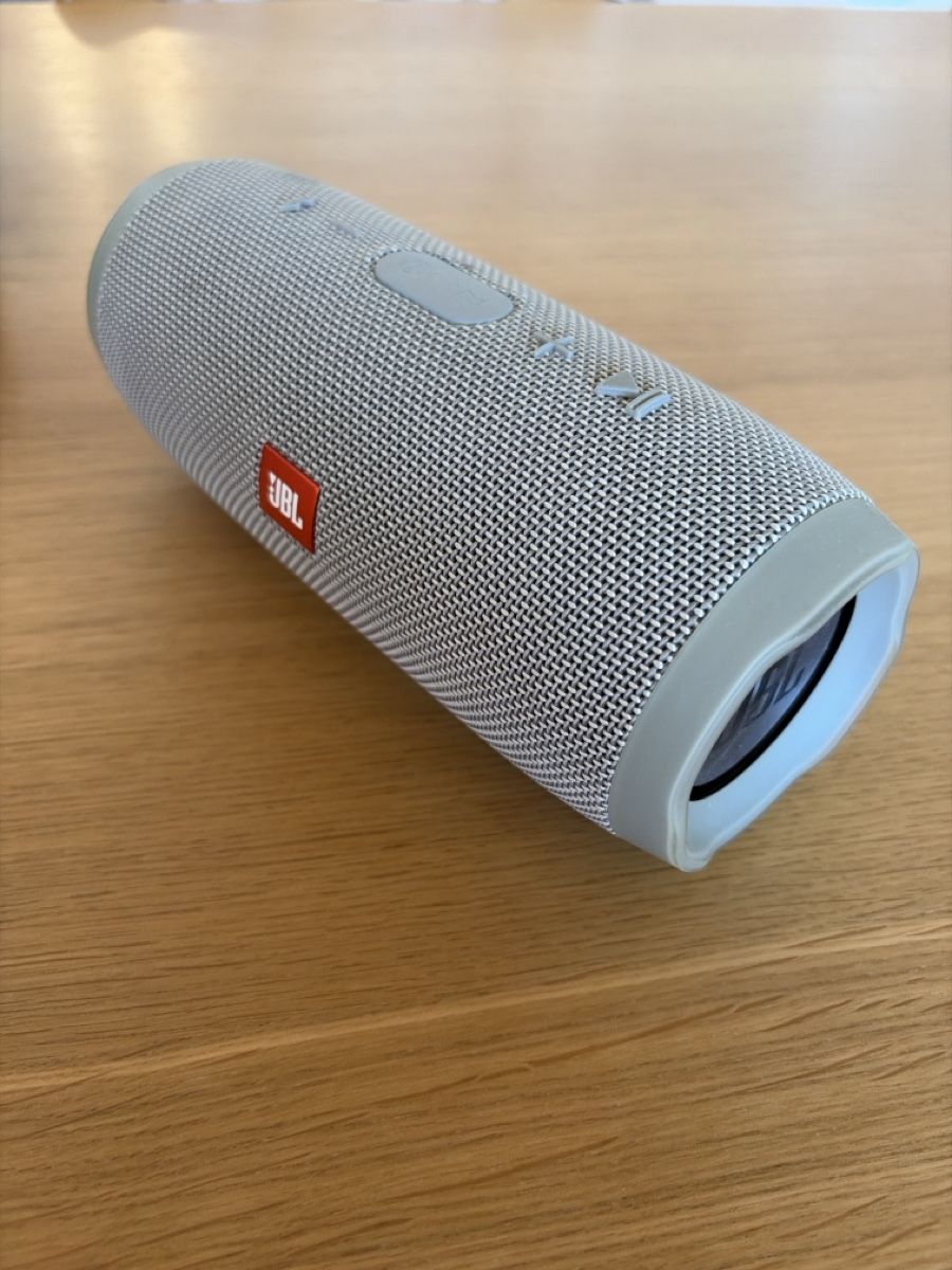 JBL Casse acustiche: Bluetooth Lautsprecher JBL Charge 3 grau – Usato da Winterthur venduto da qop_wfg9
