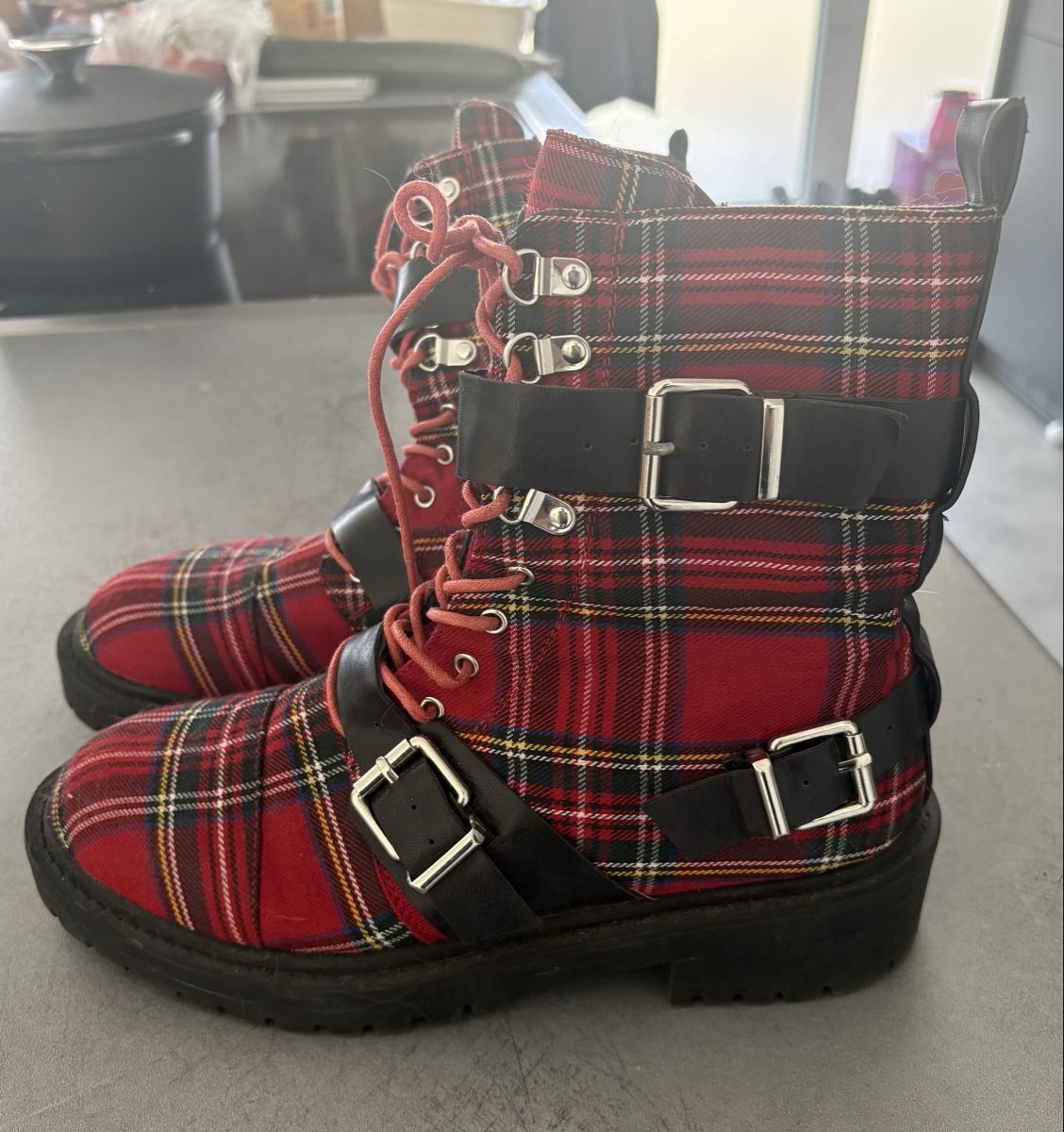 Damenschuhe: Bottines originales – Gebraucht aus Pont-de-la-Morge von vsc_w9ss