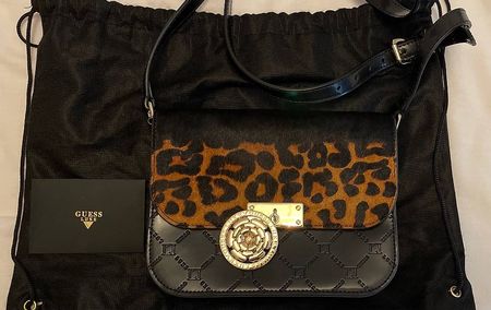 Guess Tasche neu für Damen