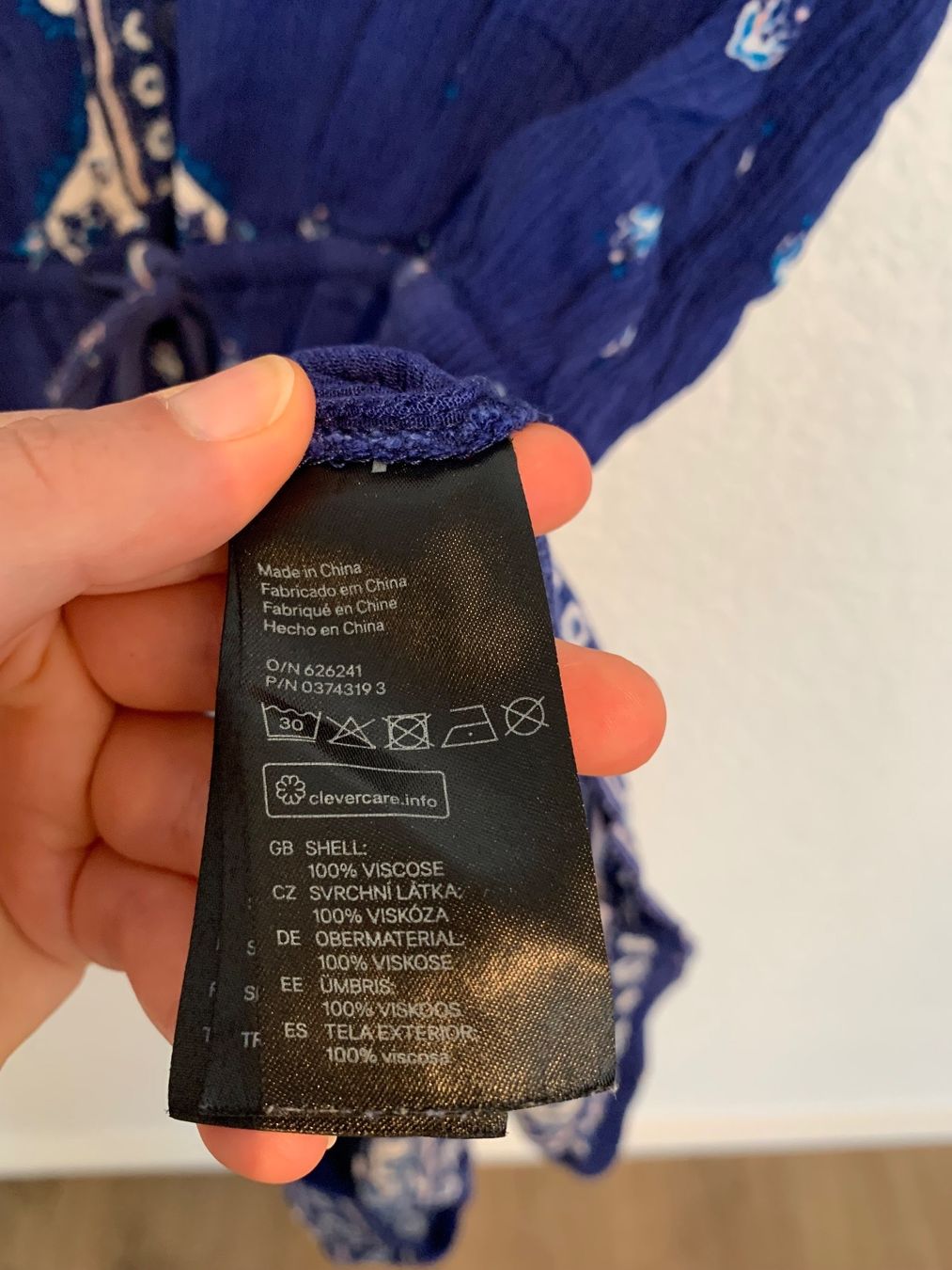 H&M Tute: H&M kurzer Jumpsuit blau Gr. M – Usato da Fislisbach venduto da KolibriSecondhand 9
