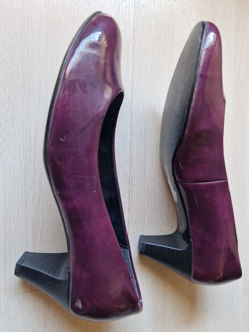 Gabor Chaussures femmes: Gabor Pumps Lackleder Lila Grösse 38 – D'occasion à Lyss par pksuny 1