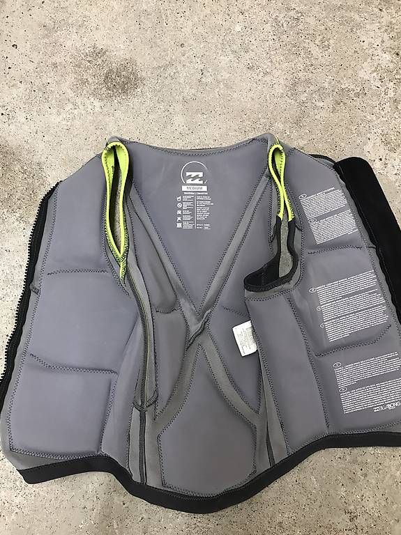 Aquilone: Wakeboard Veste – Usato da Rottenschwil venduto da onboard01 1