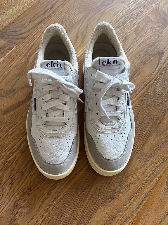 Scarpe da donna: Ekin Damensneaker Gr 41 – Usato da Schlieren venduto da var_dms8 2