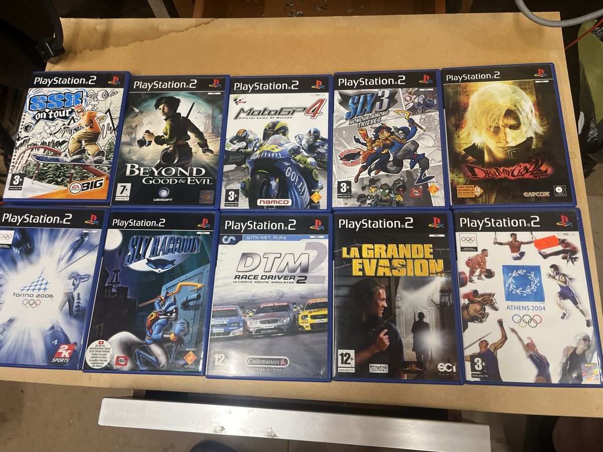 Giochi: Lot de 10 jeux PlayStation 2 – Usato da Onnens FR venduto da Daniel333