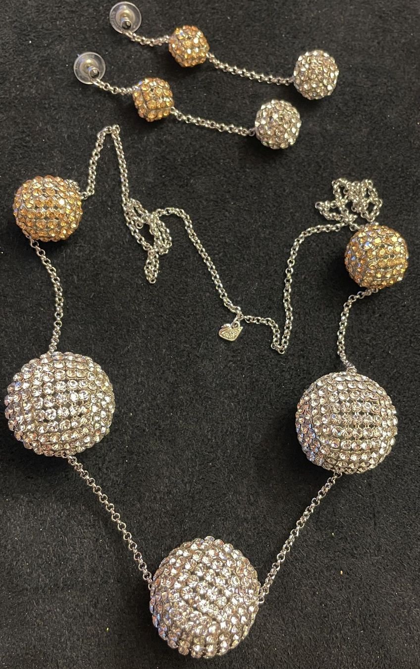 Swarovski Catenine: Kette und Stecker von Swarovski – Usato da Chur venduto da elifor 5