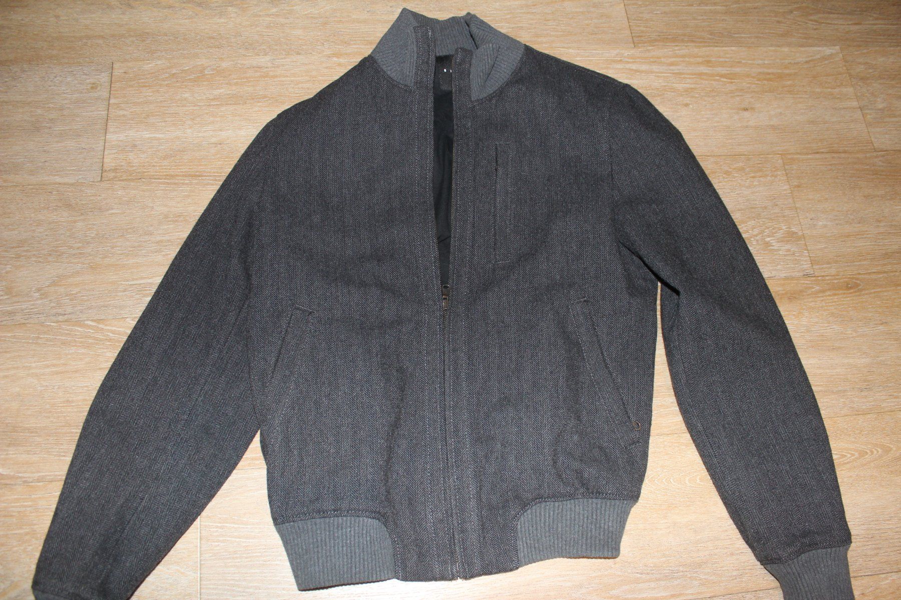 Sisley Giacche: Veste hiver SISLEY size M – Usato da Travers venduto da ColibriRoseOrange