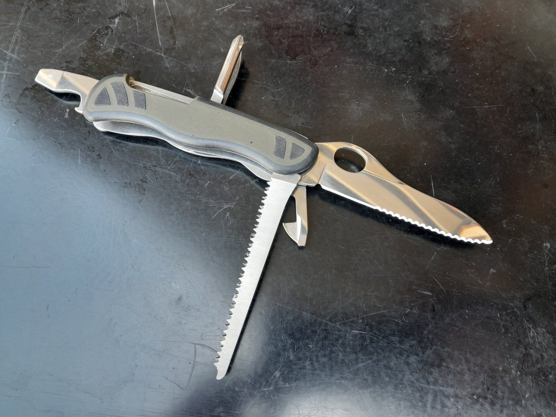Victorinox Coltelli tascabile: Taschenmesser Victorinox Schweiz 2010 – Usato da Aeschi b.Spiez venduto da 52_wochen 1