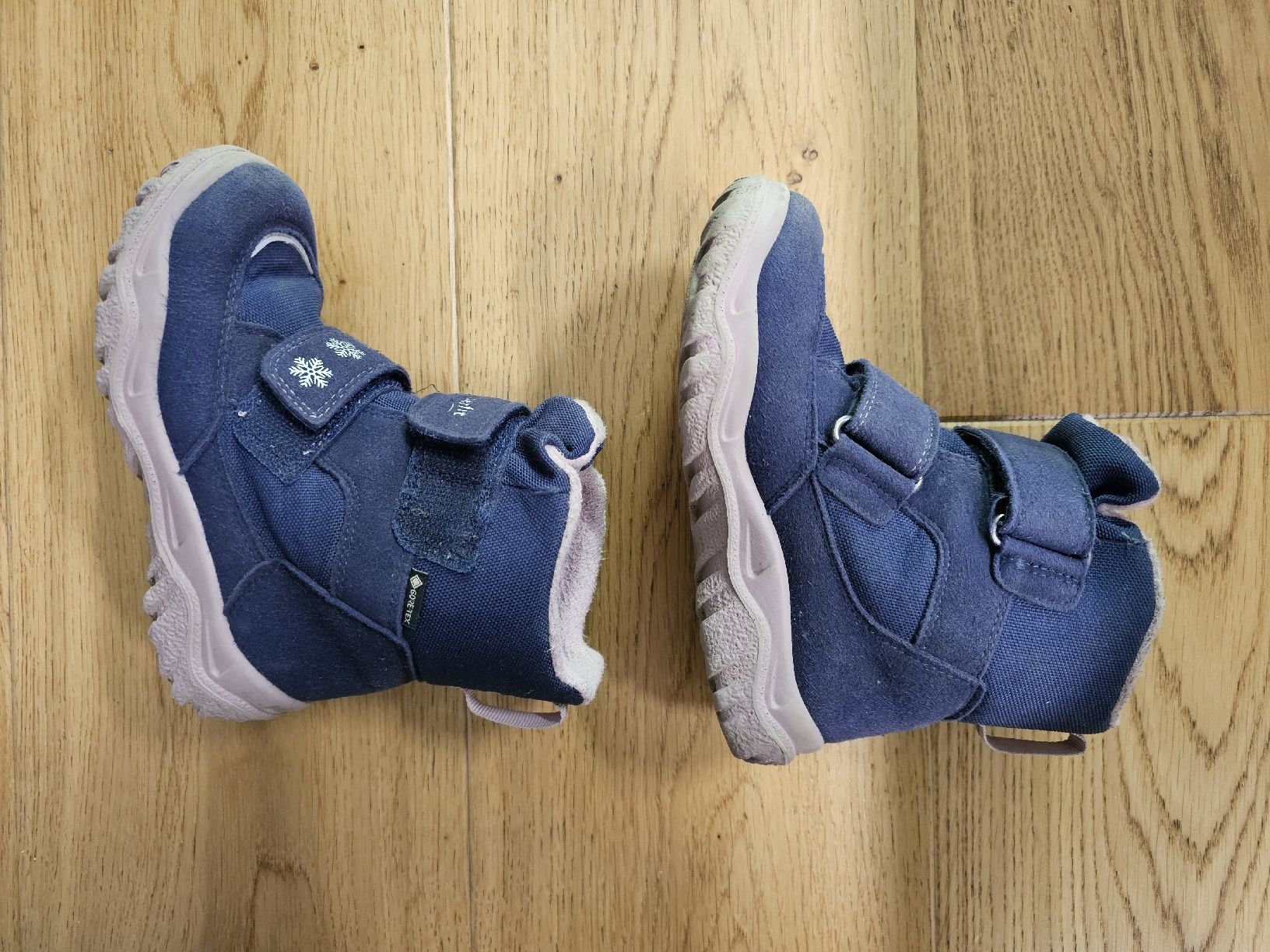 Superfit Scarpe per ragazzi: Kinderschuhe – Usato da Basel venduto da vel_w2tr 4