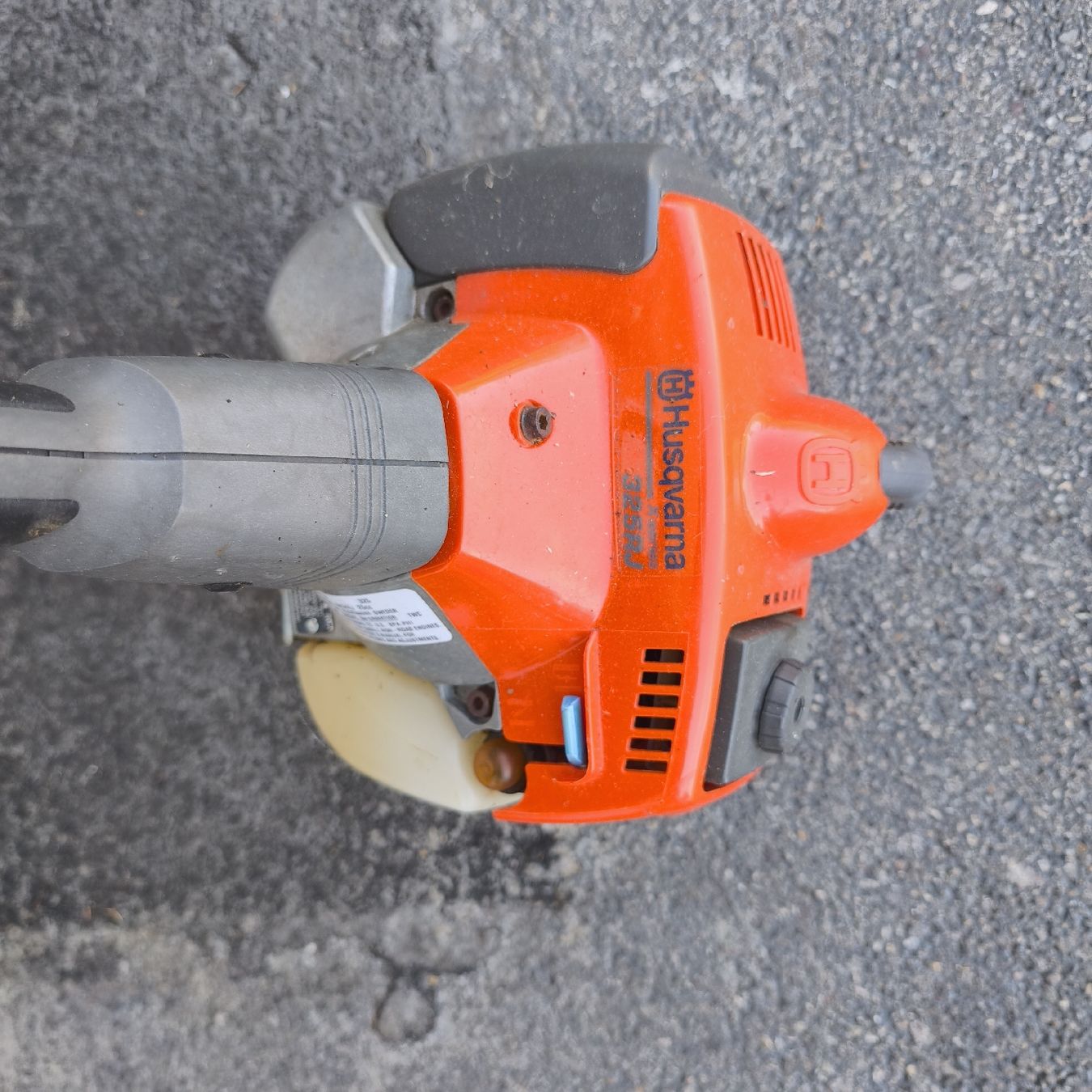Husqvarna Tagliaerba: husquarna rasentrimmer benzin – Usato da Goldach venduto da Stalwart 1