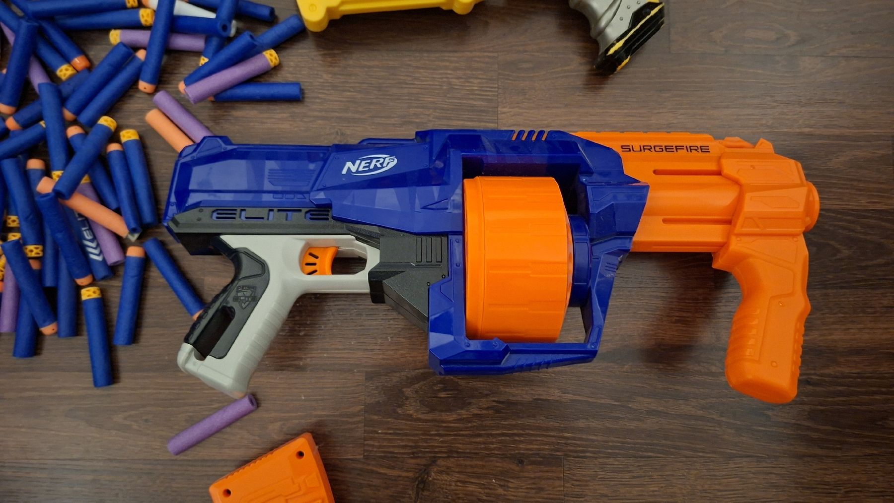 Nerf Giocattoli: 3 pistolets Nerfs – Usato da Domdidier venduto da SophieSG 2
