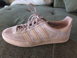 adidas Originals – Broomfield – Sneaker in Beige/Rosa, Gr.42