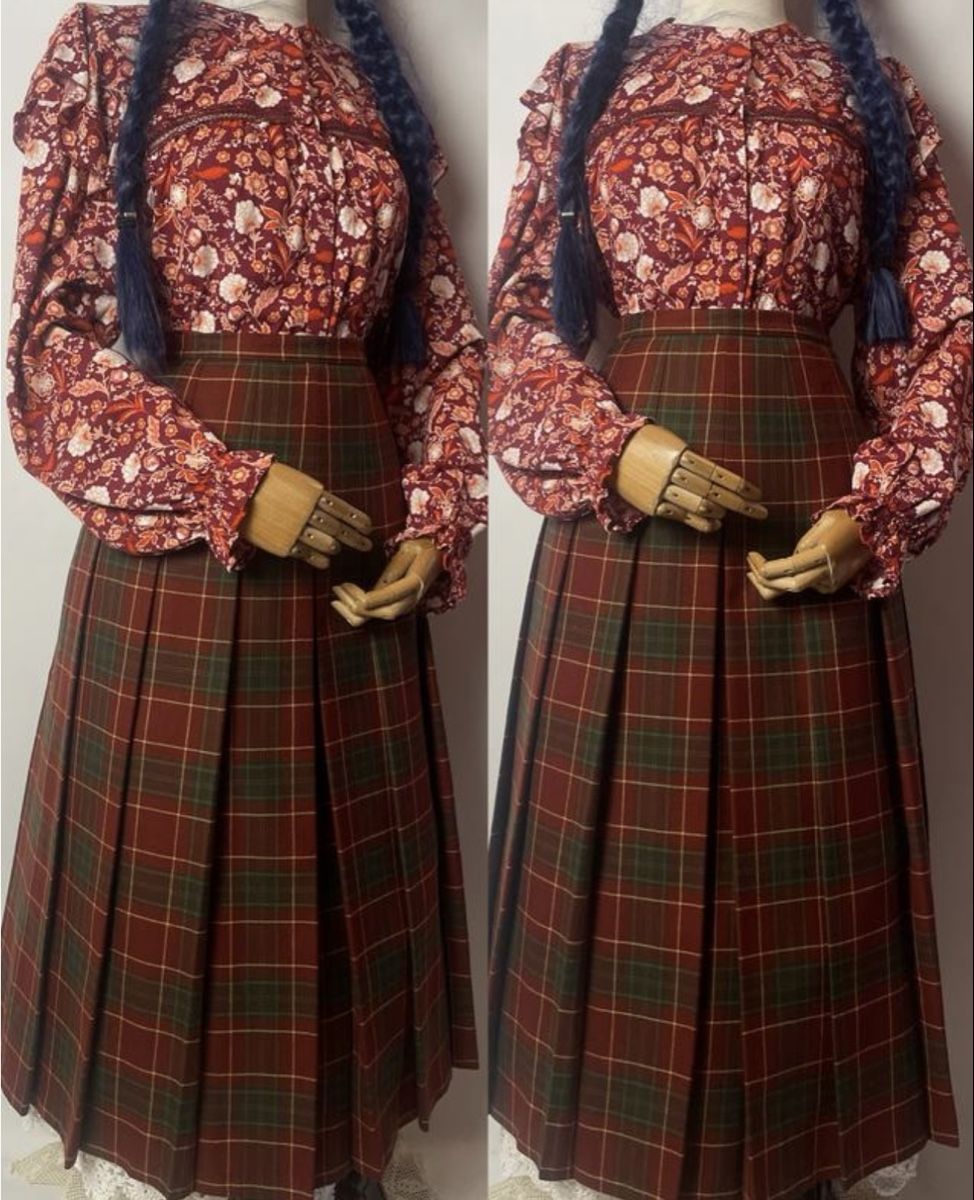 Gonne: Vintage full wool skirt with lining – Nuovo (secondo la descrizione) da Glattpark(Opfikon) venduto da olg_g9wb