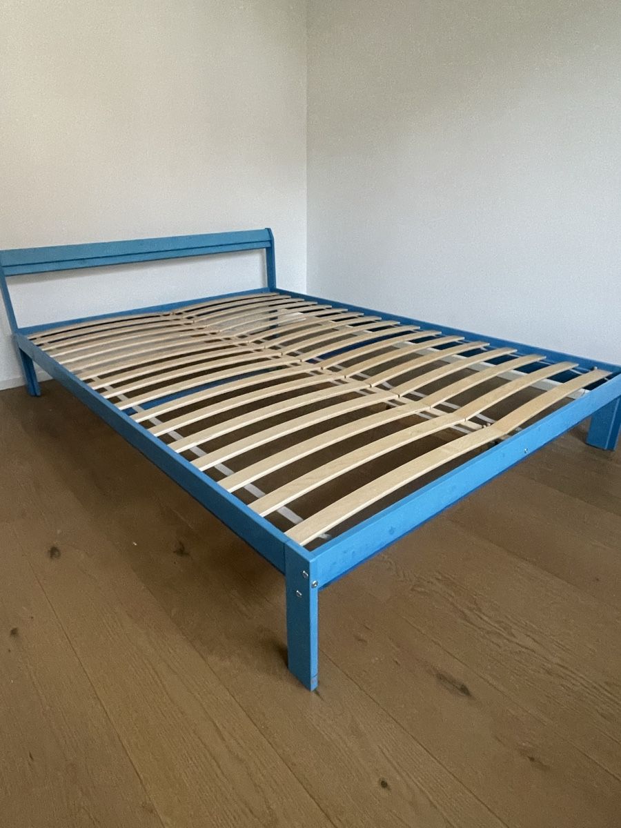 Ikea Betten: Bed frame blue with slatted base 140x200 cm – Gebraucht aus Binningen von a.sale 3