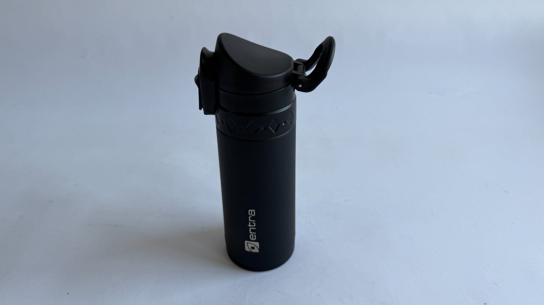 Trinkflaschen & Thermosflaschen: Hochwertige isolierte Thermosflasche 0.35l – Neu (gemäss Beschreibung) aus Huttwil von Thoste 1