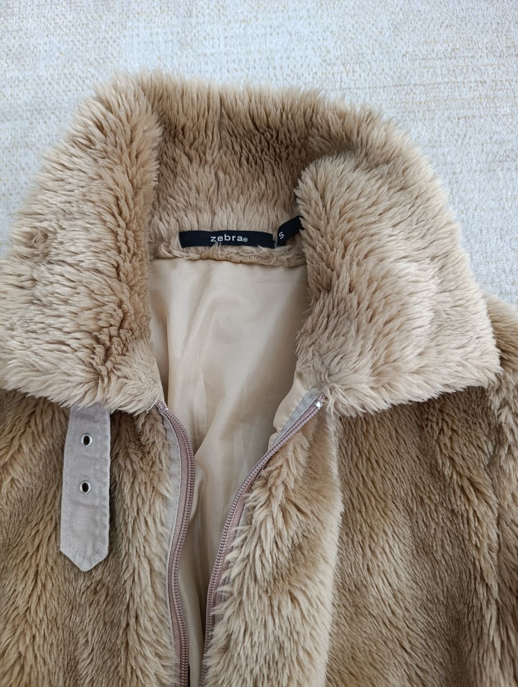 Zebra Jacken: VESTE PELUCHE ZEBRA BEIGE S – Gebraucht aus Sierre von shirley04 4